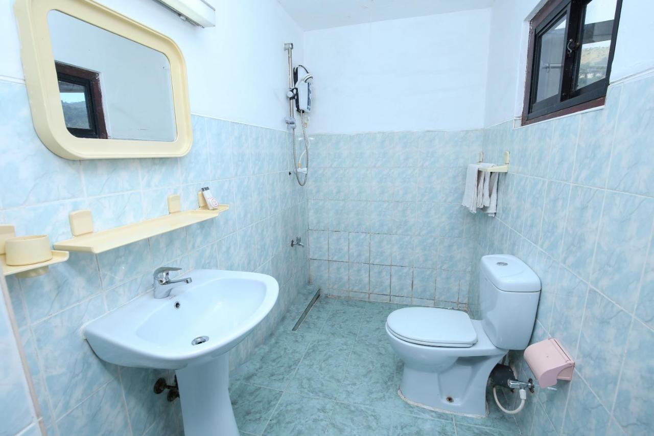 קנדי Oyo 436 Sandakelum Tourist Guest House מראה חיצוני תמונה