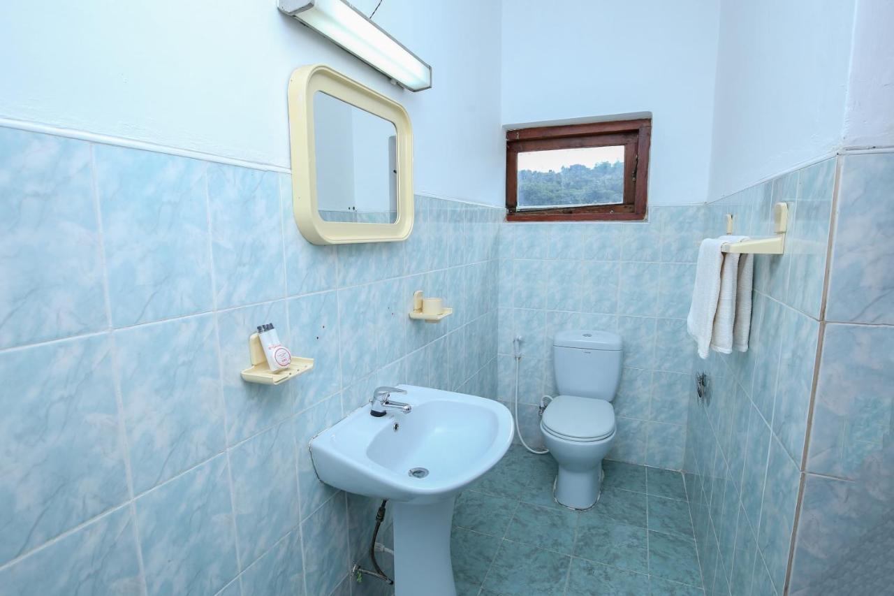 קנדי Oyo 436 Sandakelum Tourist Guest House מראה חיצוני תמונה